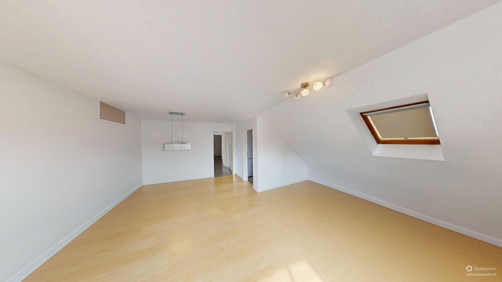 Zentral wohnen in Bielefeld – gepflegte Eigentumswohnung mit Balkon (STI-223) — Wohnzimmer 01